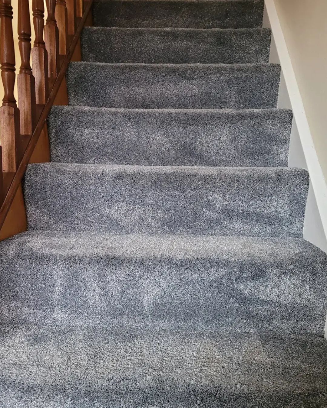 stairs carpet cleaning